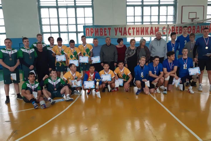 В Хакасии подвели итоги турнира по волейболу 